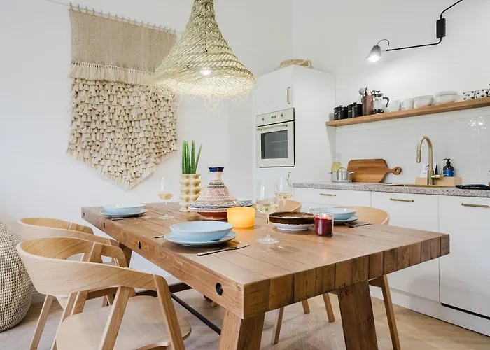 Days - Boho One-bedroom With Netflix In Vinohrady * Praga