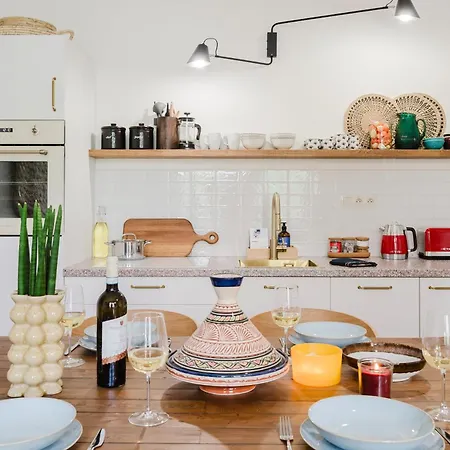 Days - Boho One-bedroom With Netflix In Vinohrady